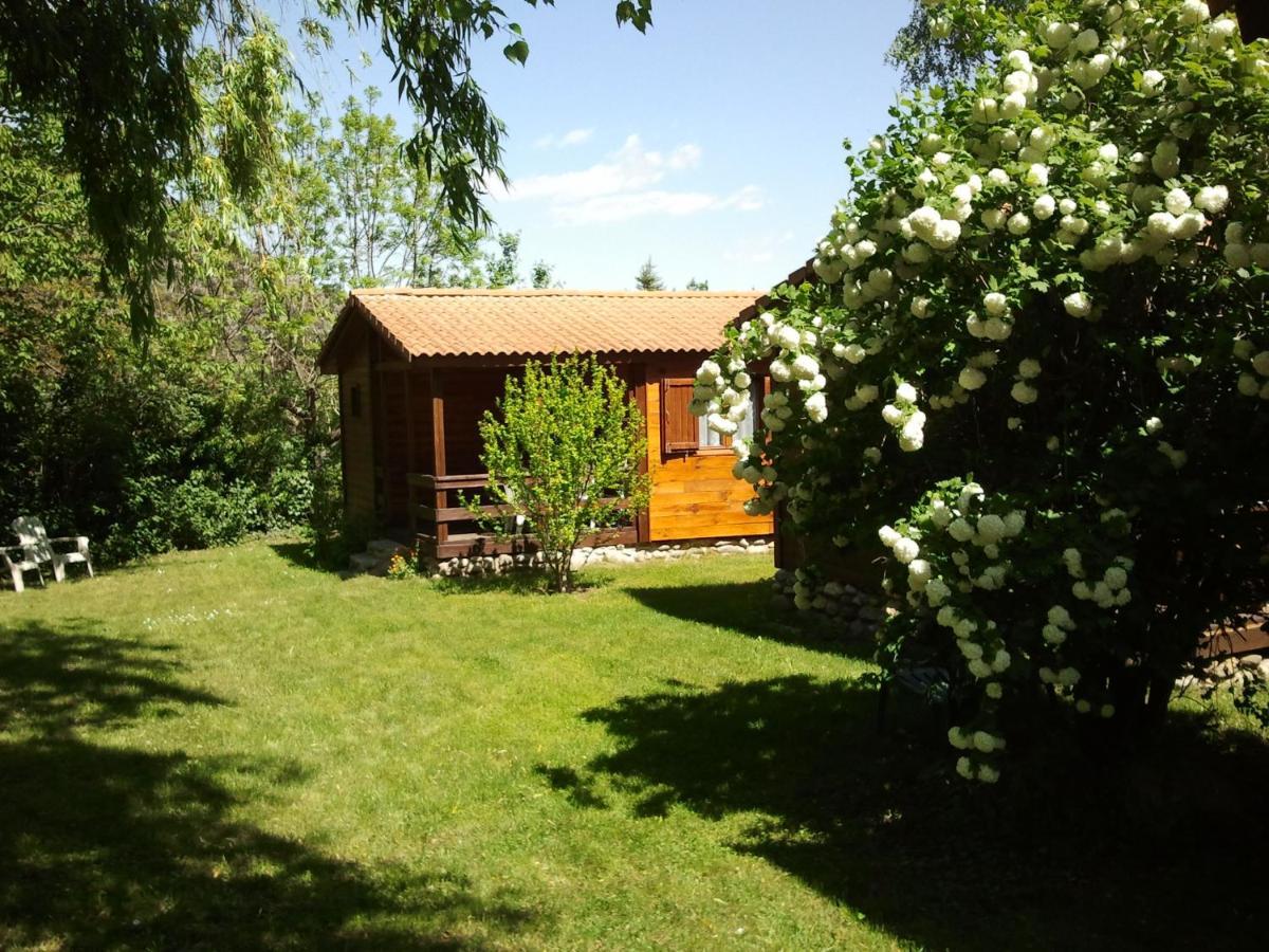 Les Chalets Quazemi A Casteil Εξωτερικό φωτογραφία