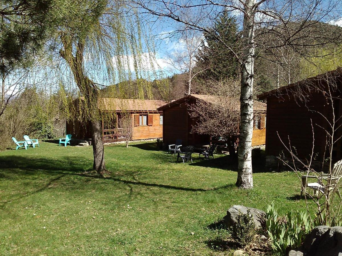 Les Chalets Quazemi A Casteil Εξωτερικό φωτογραφία
